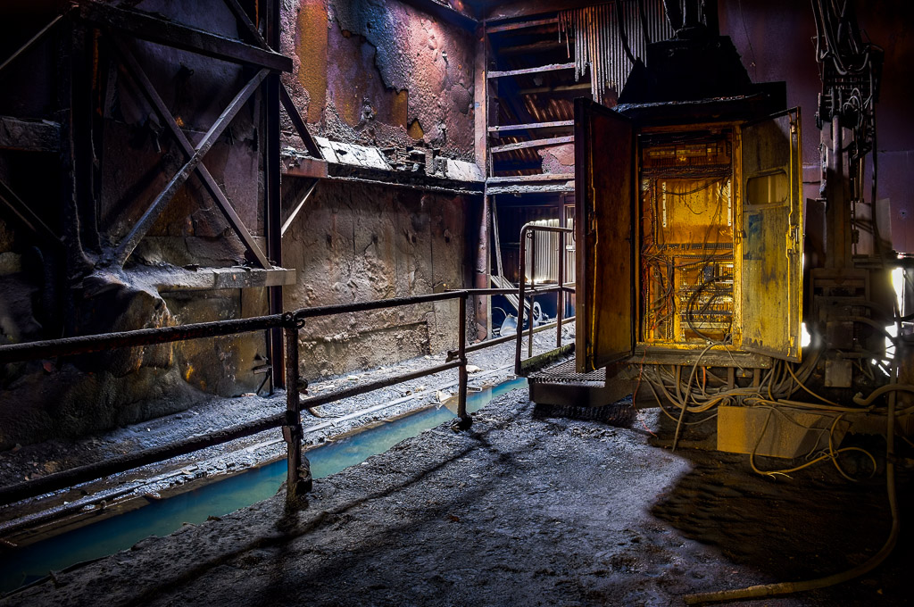 First off: this is an HDR made up from 3 jpg files in the Velvia simulation mode of the X100.  I reallly like the way it looks I must say.  This scene is SO far beyond what a slide exposure or single digital exposure could capture.

This is the tomb of a 