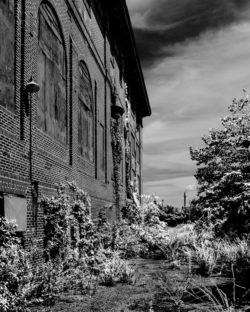 A couple from my brief lunchtime urbex excursion last week.

Playing with some alternate processing techniques I seldom use.

Fujifilm X100.

Please like my Facebook Artists page: <a href=