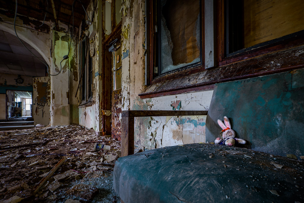 My new traveling companion Bunyip (see story down the photostream) was first encountered by my brother Mike, though he was a bit put off by her condition.  She's cleaned up a bit now and lives with my wife and I.

She was glad to get away from the asylum -- it's no place for a little bunny.

But it's worse than that... poor Bunyip was the victim of diabolical animal research.  She was opened so often they put in a zipper!

Now, I am not opposed totally to animal experiments that benifit so many with their results -- but I draw the line at experimenting on STUFFED animals!  Of what possible benefit could that ever be?  Those responsible for this are evil, pure and simple.

Please like my Facebook Artists page: <a href=