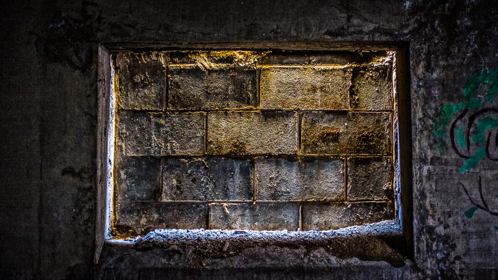 Facebook: http://www.facebook.com/EntropicRemnantsPhotography