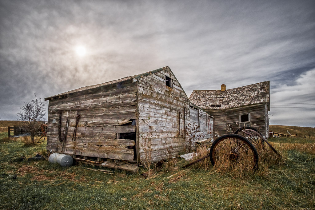 It was a place of dreams.

Still up in the Bakken Shale region of North Dakota being politically incorrect and making oil available to the nation... for which some will no doubt revile me.

http://www.entropicremnants.com